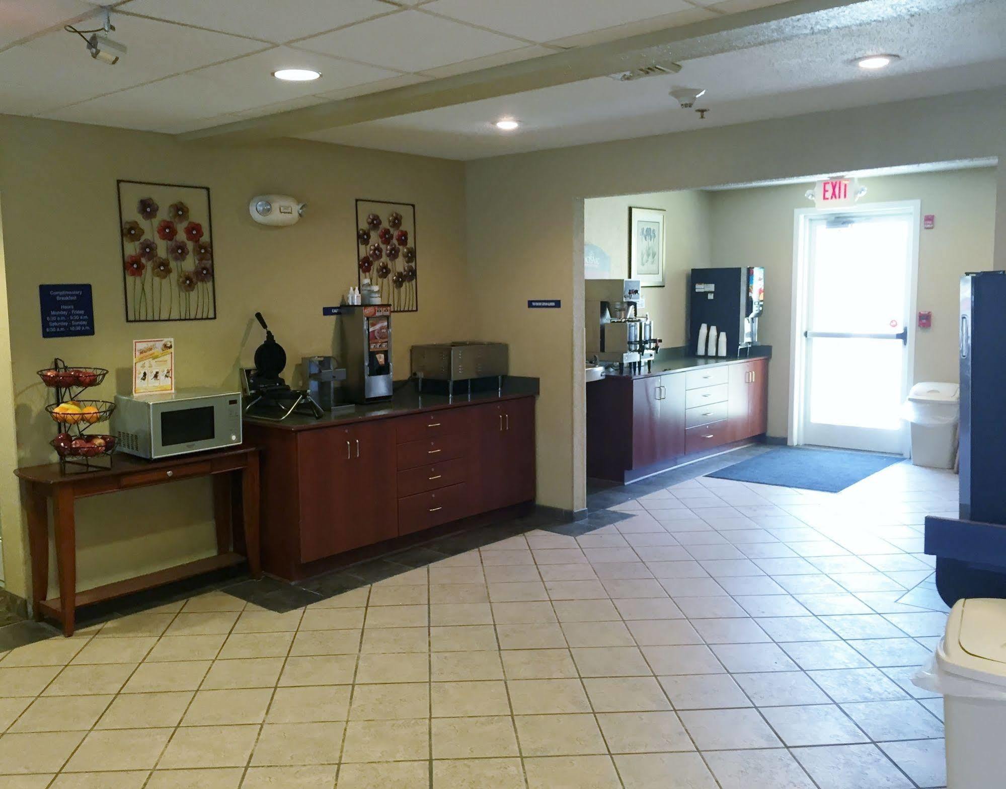 Microtel Inn & Suites Beckley East Exteriör bild