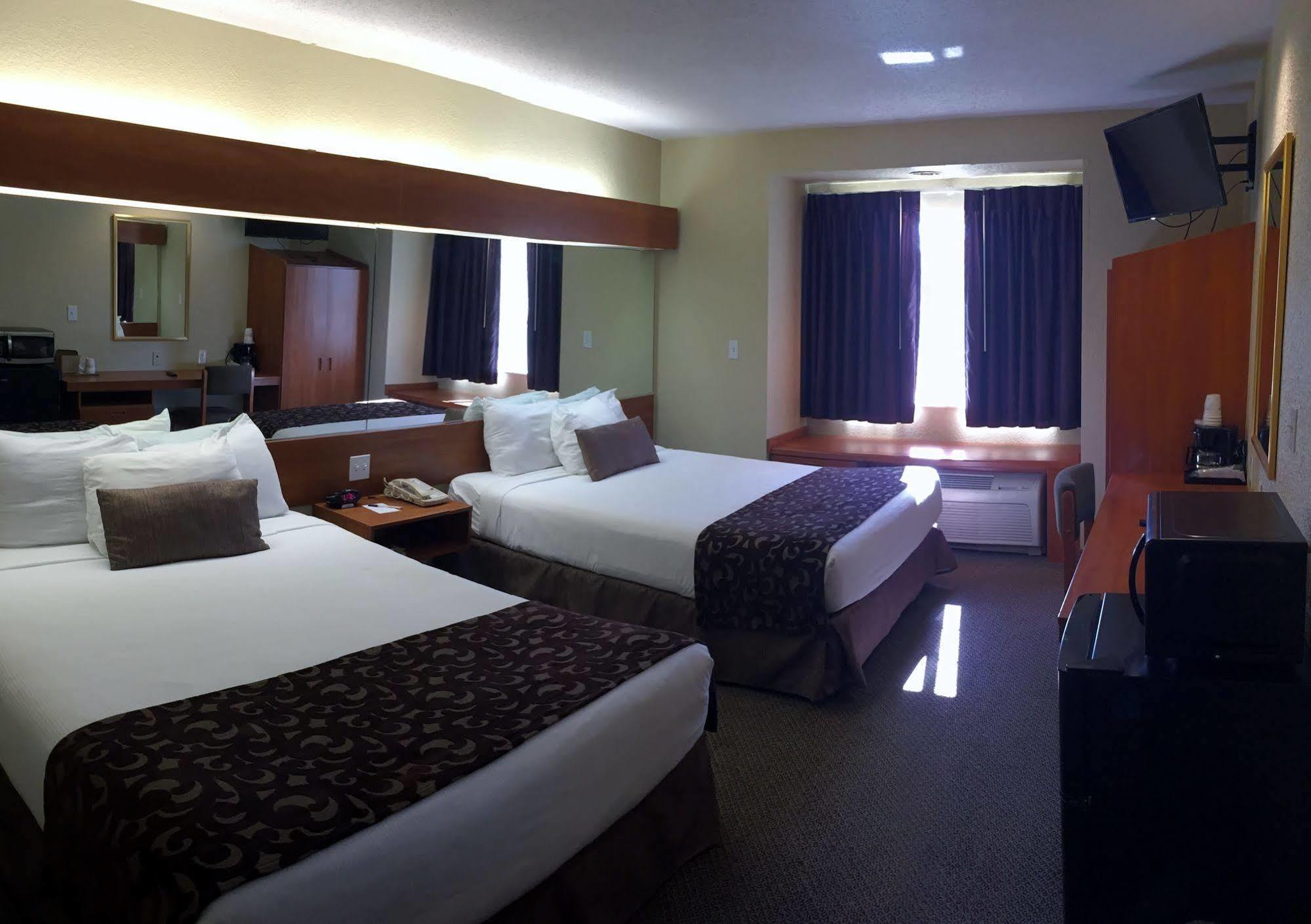 Microtel Inn & Suites Beckley East Exteriör bild